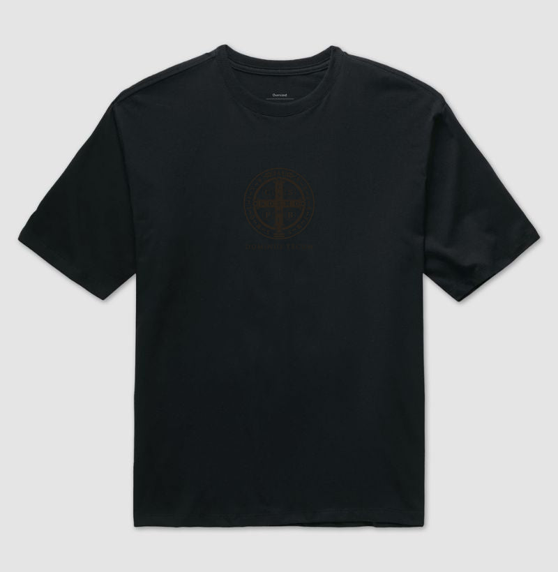 Camiseta Oversized Medalha de São Bento | Edição Silenciosa