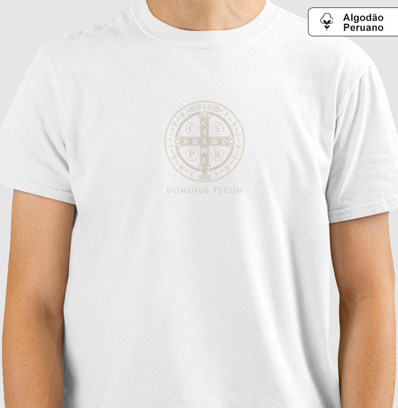 Camiseta Algodão Peruano Medalha de São Bento | Edição Silenciosa